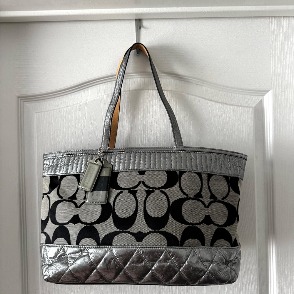 Coach Tote Bag in Metallic Silver Signature Canvas Quilting